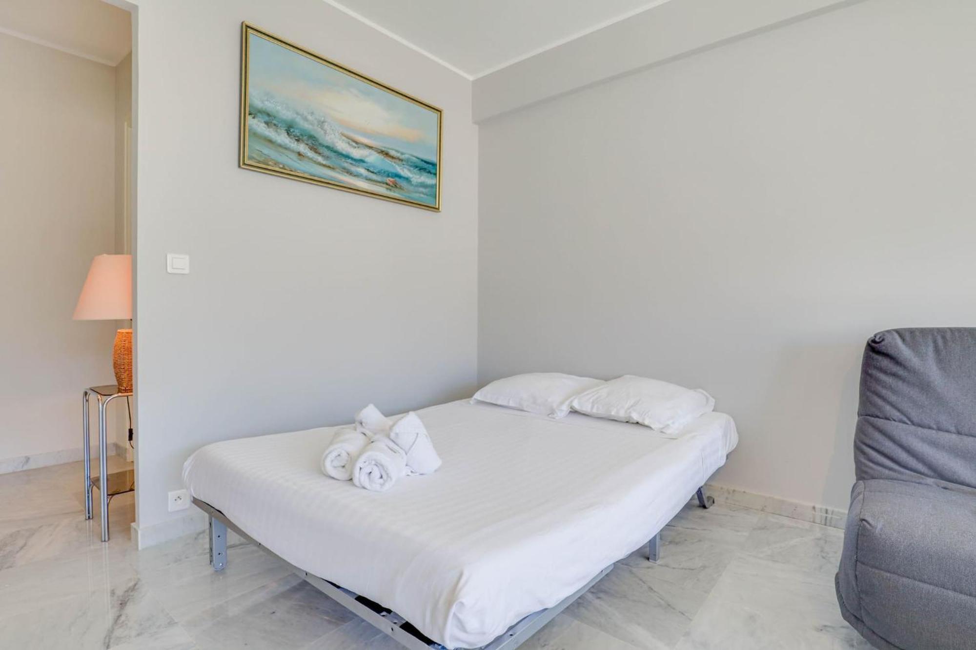 Appartamento « Les Ligures » Calme, Proche Mer Roccabruna Esterno foto